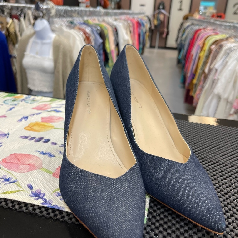 Marc Fisher Dark Denim Pointed Toe Block Heel Pumps - Picture 3 of 10